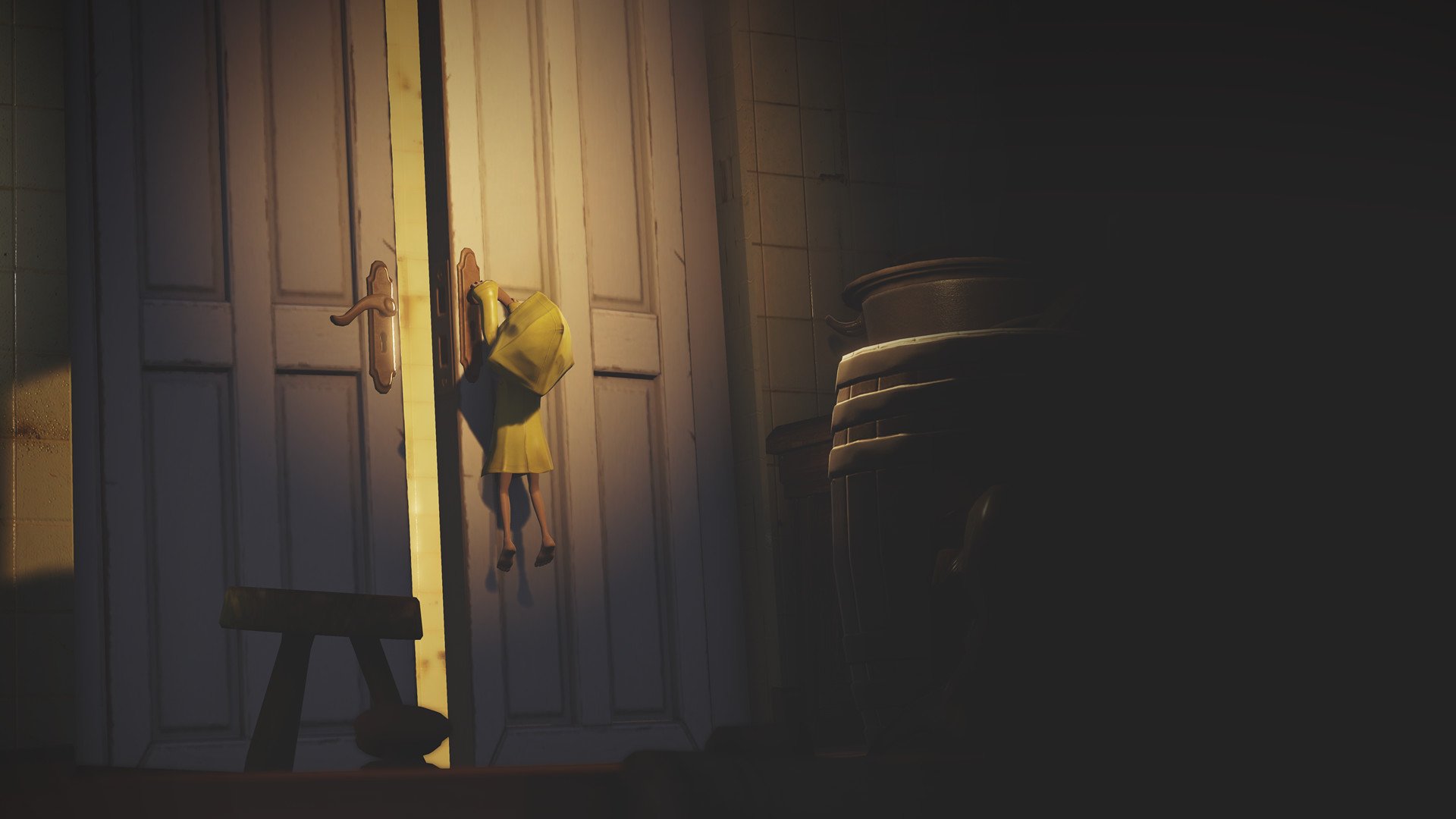 ESRB Awards Little Nightmares: Enhanced Edition for PS5, Xbox Series, and PC with Teen Rating